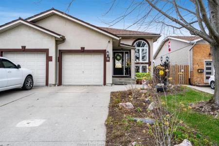 71 SATINWOOD CRESCENT, Leamington, Ontario N8H 4P1, Canada
