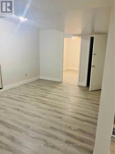 2801 GULFSTREAM WAY, Mississauga (meadowvale), 安大略省 L5N 6K2, 加拿大