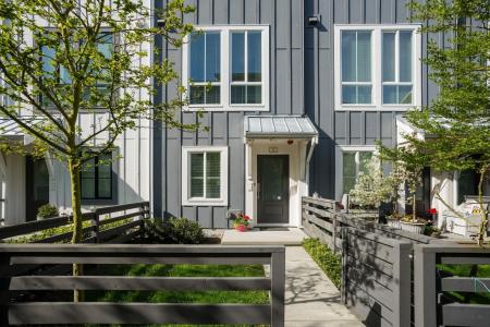 4716 ORCA WAY, Tsawwassen, Colúmbia Britânica V4M 4G4, Canadá