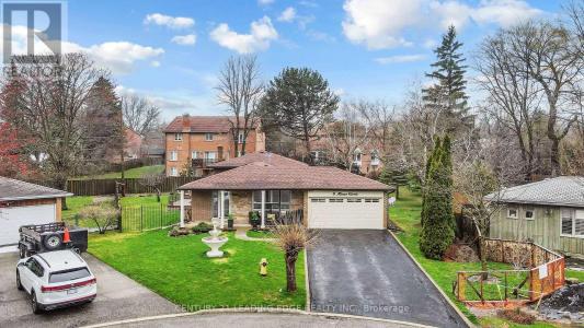 8 MINER CIRCLE, Markham (unionville), Ontario L3R 1Y1, Canada
