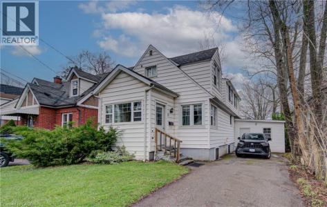 18 NORFOLK STREET NORTH, Hamilton, Ontario L8S 3K1, Canada