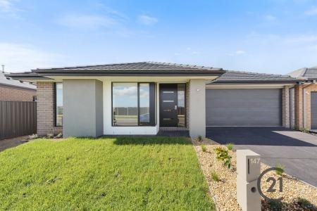 147 Tongs Boulevard, Clyde, VIC 3978, Australia