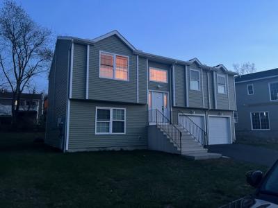 63 Yorktown Ridge, Waterbury, Connecticut 06704, Estados Unidos