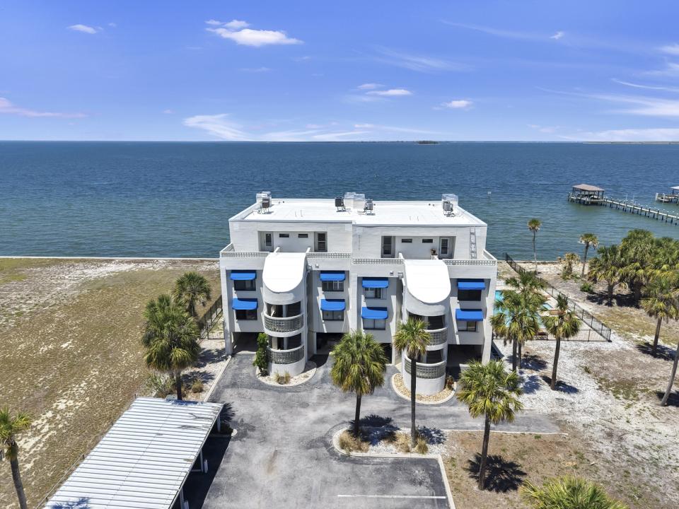 6504 Surfside Blvd # 4, Apollo Beach, Floride 33572, États-Unis