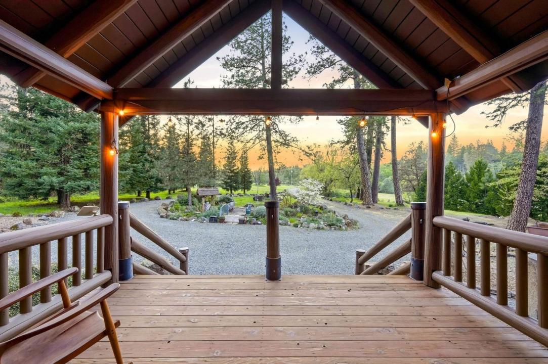 12735 Davis Lane, Nevada City, Kaliforniya 95959, Amerika Birleşik Devletleri