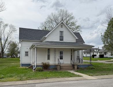 210 Queen Street, Loogootee, Индиана 47553, Соединенные Штаты