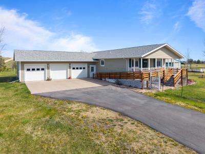 18893 Prairie Vista Lane, Belle Fourche, SD 57717, USA