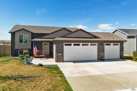 3677 Blackpowder Road, Rapid City, SD 57703, USA