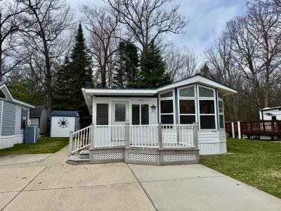 2757 Owens Unit 104 Drive, Houghton Lake, Michigan 48629, USA