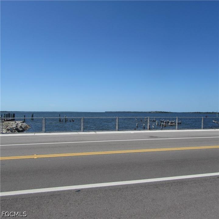 4262 Pine Island Road NW, Matlacha, Florida 33993, Stati Uniti