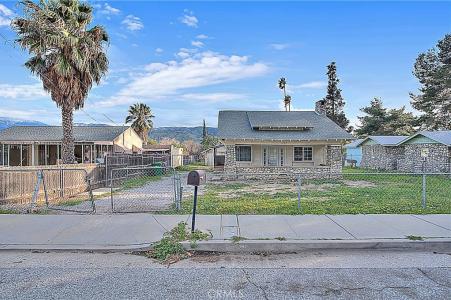 292 E George, Banning, California 92220, USA
