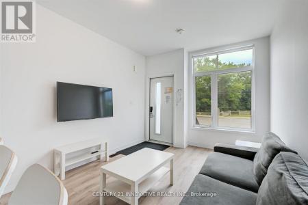 1720 SIMCOE STREET, Oshawa (samac), Ontario L1G 4X9, Canadá
