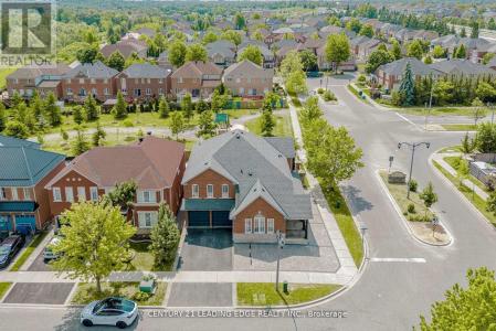 15 ALDEN SQUARE, Ajax (northwest Ajax), Ontario L1T 4Z2, Canadá