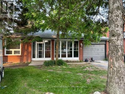 35 HOMESTEAD ROAD, Toronto (west Hill), Ontario M1E 3R8, Canada