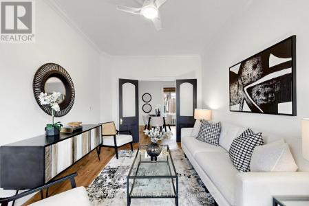 106 OXFORD STREET, Toronto (kensington-chinatown), Ontario M5T 1P3, Canada