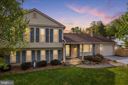 5457 Broadmoor Street, Alexandria, Virginia 22315, USA