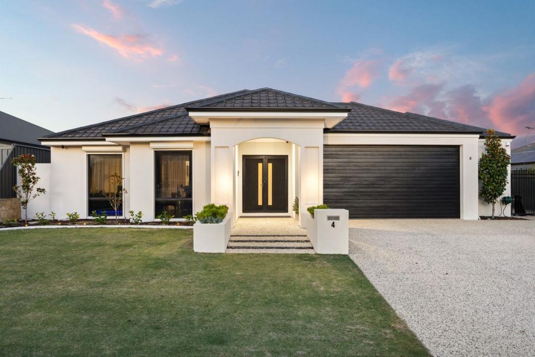 4 Salubris Street, Carramar, WA 6031, Australia