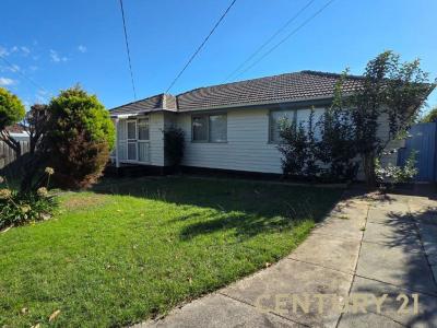 1 Caledonia Crescent, Mulgrave, VIC 3170, Australia