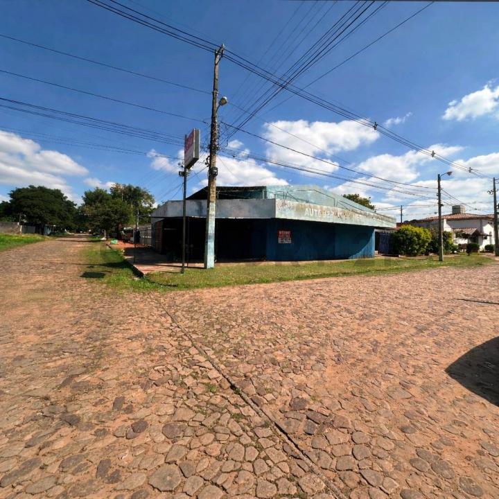 30 de agosto y las Acacias 737, Luque, Fernheizung 00001, Paraguay