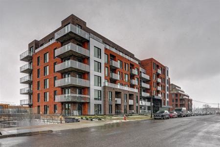 2355  Rue des Équinoxes, Montréal (Saint-Laurent), Quebec H4R 0S2, Canadá