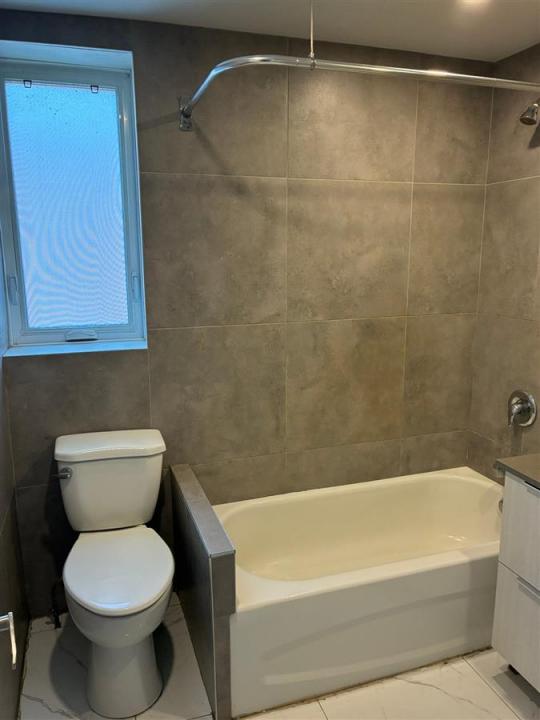 5275 Av. Randall, Montréal (Côte-des-Neiges/Notre-Dame-de-Grâce), Quebec H4V 2V4, Canada