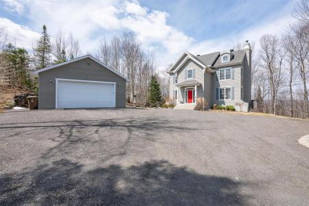 61  Ch. des Rubis, Saint-Sauveur, Quebec J0R 1R2, Kanada