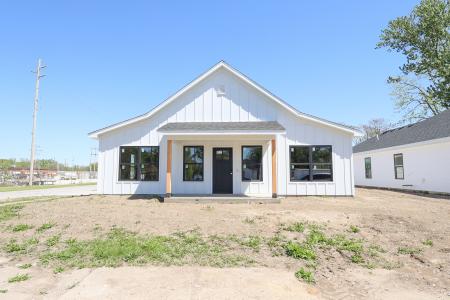 420 Johnson St., Moberly, Missouri 65270, USA