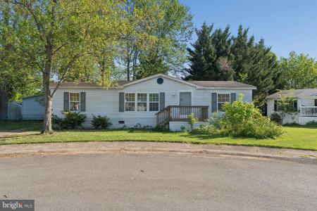 14611 Northwest Place, Chantilly, Virginia 20151, USA