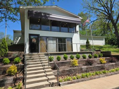 808 Edison Road, Cassville, Missouri 65625, USA