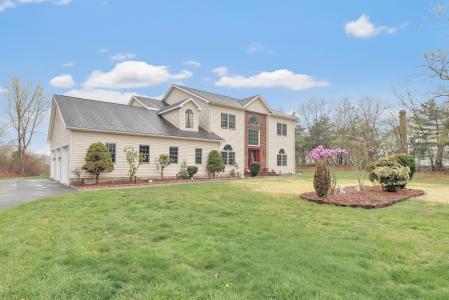 35-1 Punkup Road, Oxford, Connecticut 06478, USA