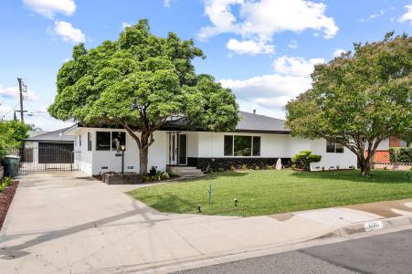 12582 Monte Vista Ave, Chino, California 91710, USA