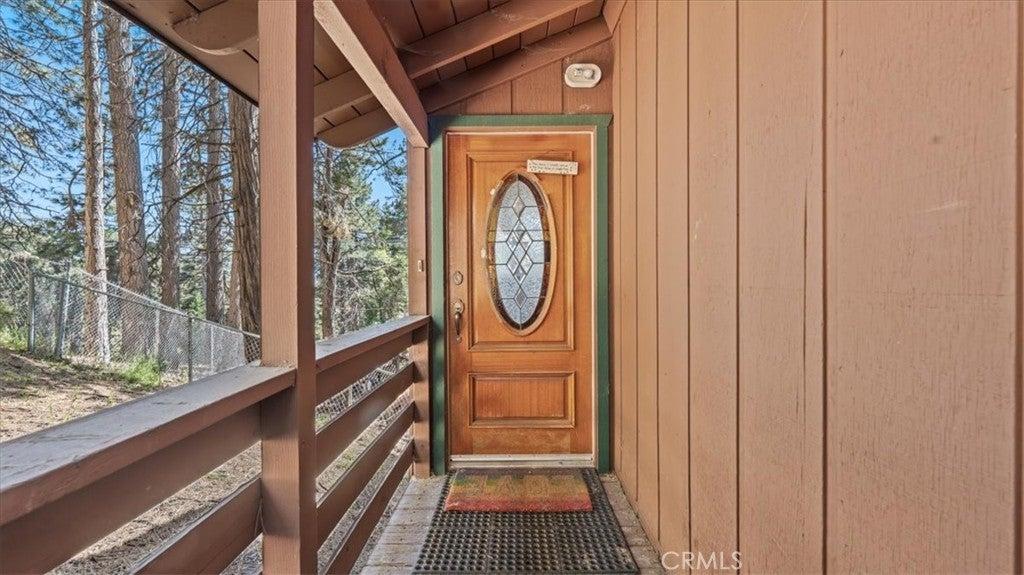 31347 Circle View Drive, Running Springs, California 92382