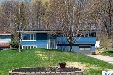 492 Marvin Boulevard, North Mankato, Minnesota 56003, USA
