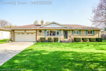 5481 Tipperary Lane, Flint, Michigan 48506, USA