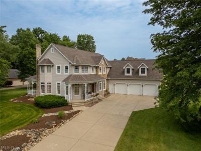 1015 Cambridge Ne Court, Warren, Ohio 44484, USA