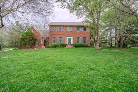 1021 Wesbend Drive , Frankfort, Kentucky 40511, USA