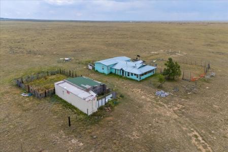 248 Man O War Dr, Medicine Bow, Wyoming 82329, USA
