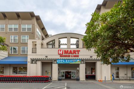 8200 Oceanview , 213, San Francisco, カリフォルニア 94132, アメリカ合衆国