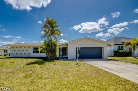 3009 SE 10th Avenue, Cape Coral, Florida 33904, USA