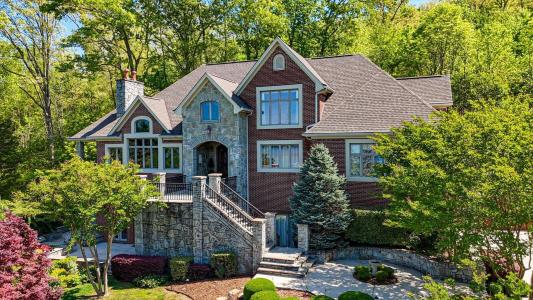 195 Myers Avenue, Guild, Tennessee 37340, USA