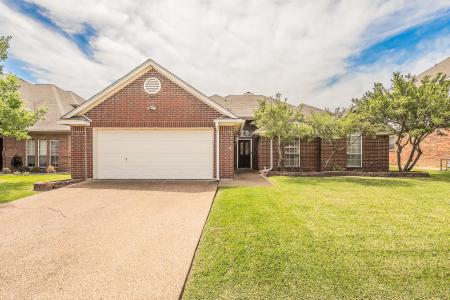 2720 Cedar Springs Court, Bedford, 得克萨斯州 76021, 美国