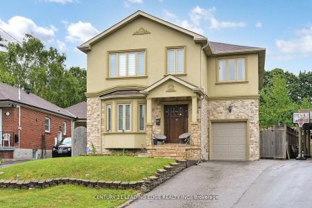 11 BELLVARE CRESCENT, Toronto, Ontario M1R 2M8, Canada