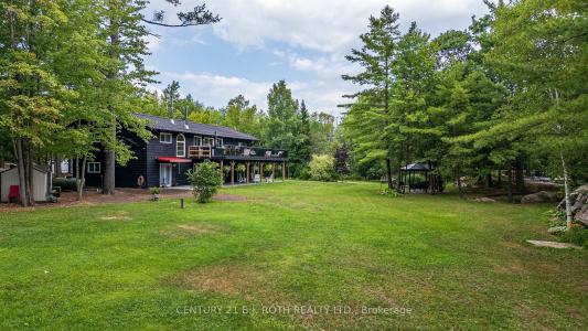 3193 MUSKOKA STREET, Severn, Ontario L0K 2B0, Canada