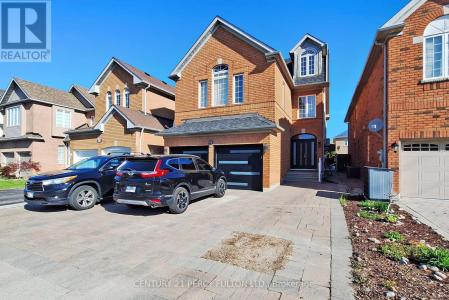47 SAPPHIRE DRIVE, Richmond Hill (rouge Woods), 安大略省 L4S 2E5, 加拿大
