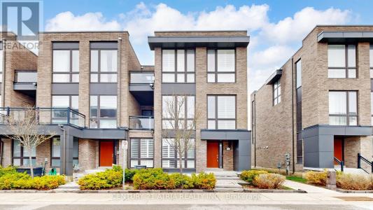 15 THORNCREST DRIVE, Vaughan (patterson), Ontario L4J 0K1, Canadá