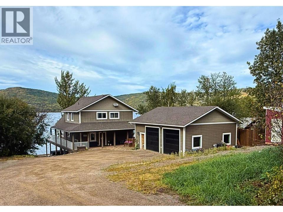 6986 SOUTH MOBERLY LAKE ROAD, Moberly Lake, Columbia Britannica V0C 1X0, Canada