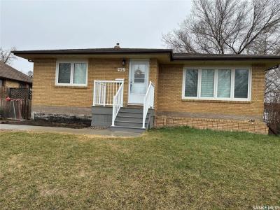 429 THIRD STREET, Estevan, Saskatchewan S4A 0P1, Canada