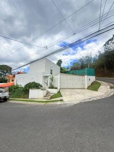  , San Rafael Montes de Oca, San José 00001, Costa Rica