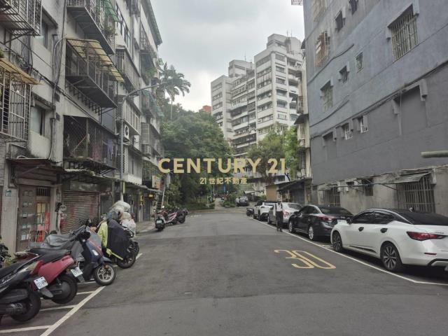 松仁路, Xinyi Dist., Taipeh 110, Taiwan