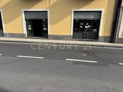 Via Vittorio Emanuele, Viagrande, Sicilia 95029, איטליה